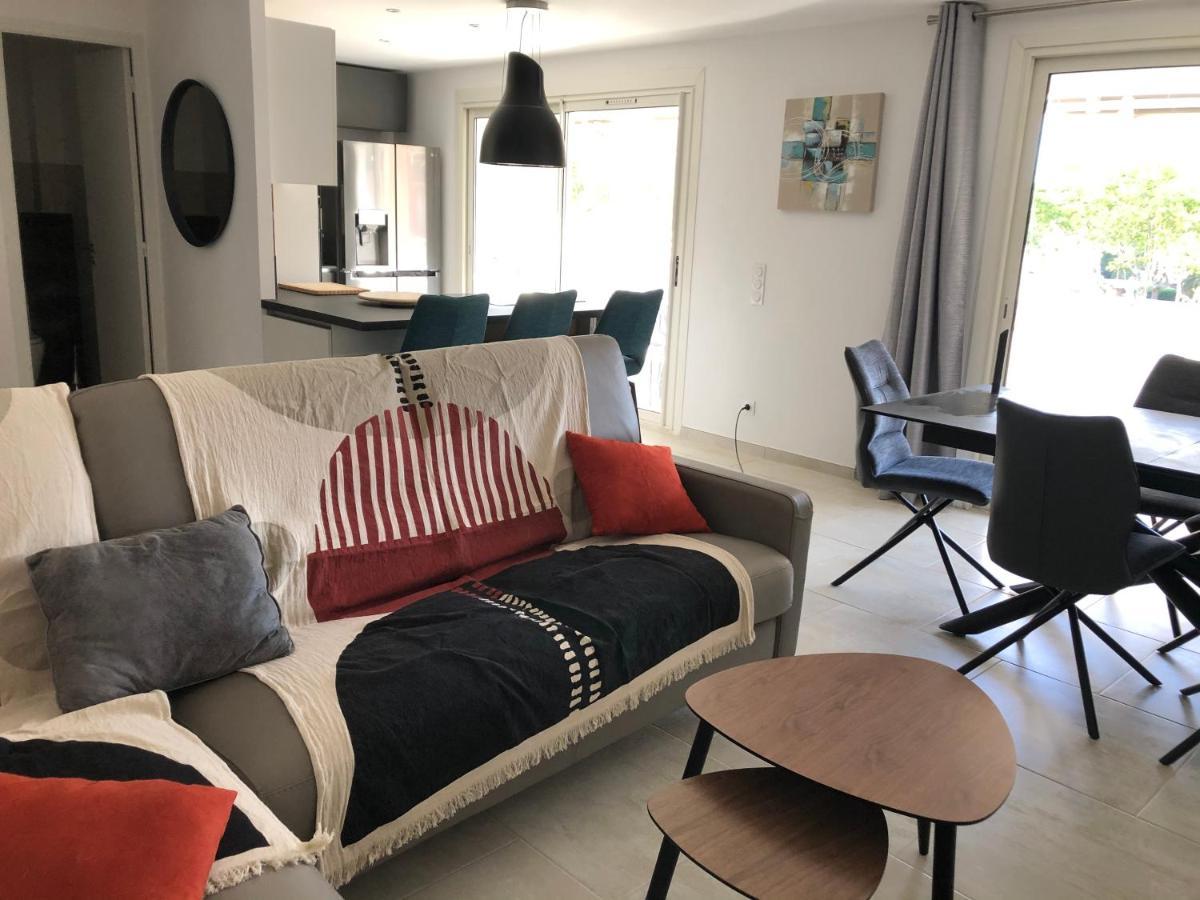 Apartment F3 Plein Centre - 300m De La *